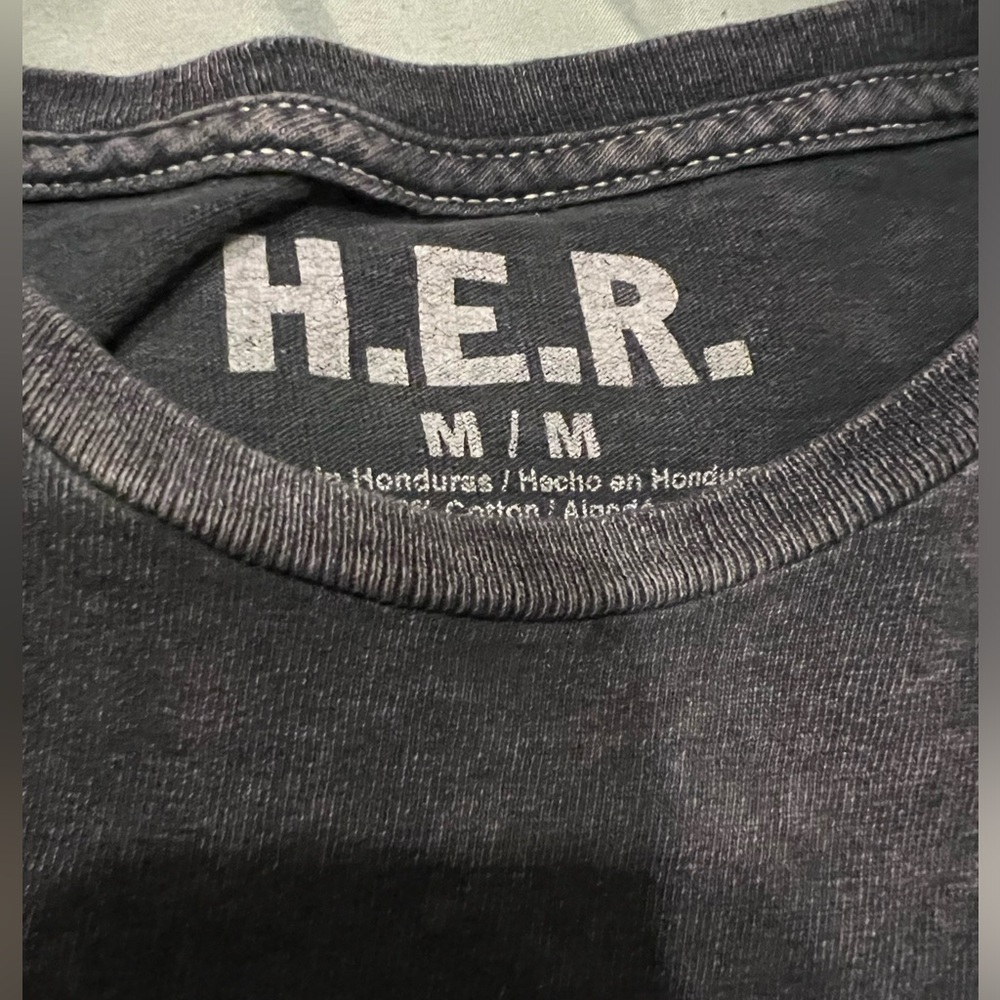 H.E.R Polaroid picture shirt , size M